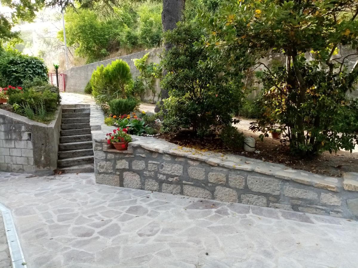 Casa Vacanza Giardino Guardiabruna Esterno foto